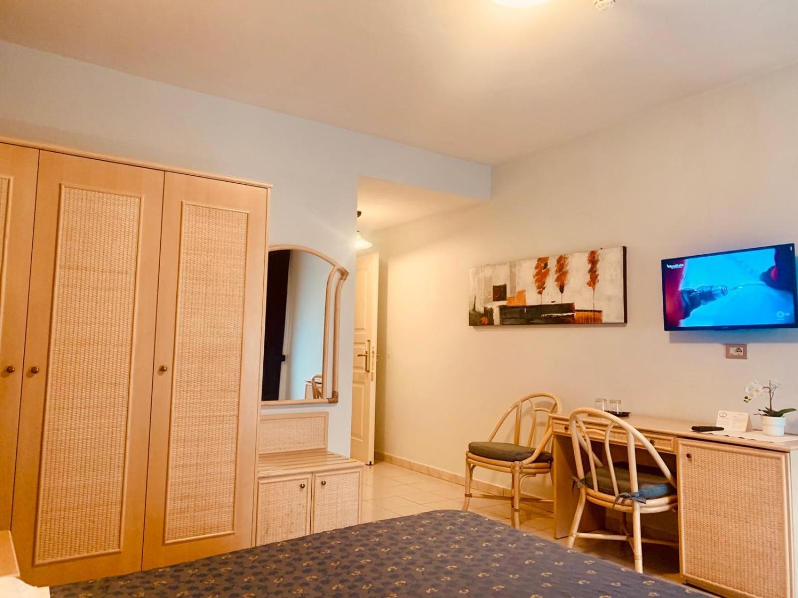 River Park Hotel Ameglia Buitenkant foto
